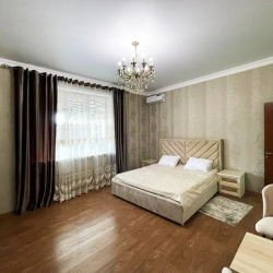 Номер стандарт с 1 двуспальной кроватью