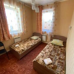 Номер полулюкс с 6 односпальными кроватями