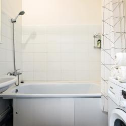 Фото Отель MaxRealty24 на улице Просторная 14