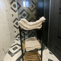 Коттедж улучшенный с 1 двуспальной кроватью