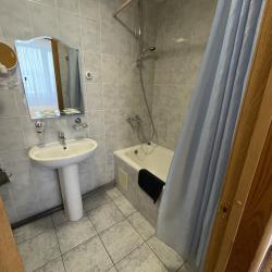 2-комнатный номер полулюкс бизнес с 1 двуспальной кроватью