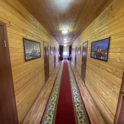 Номер эконом стандарт с 1 двуспальной кроватью (мансарда)