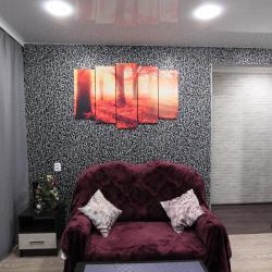 Фото Апартаменты на улице Бредова 3