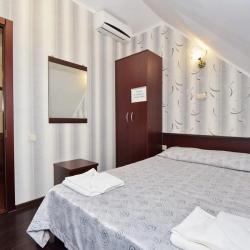 Фото Отель Кастро