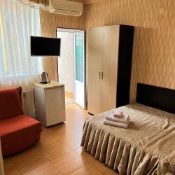 3-местный номер стандарт с балконом