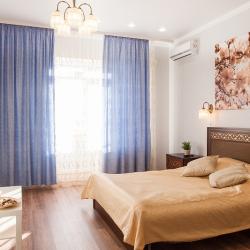 Фото Апартаменты на улице Максима Горького 42А