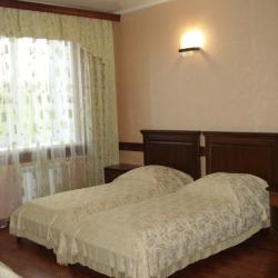 Номер стандарт с 5 односпальными кроватями