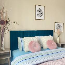 Фото Апартаменты InRoomSPb на улице Горная 29 к2