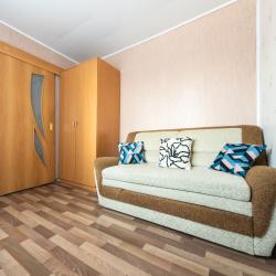 Фото Апартаменты Домино на улице Комарова 7