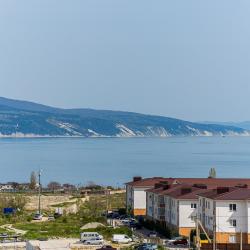 Фото Отель LetoApart (ЛетоАпарт) на улице Григорьева 12-51