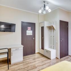 Номер стандарт с 1 двуспальной кроватью