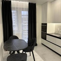 Фото Апартаменты Black на улице Воинов-Интернационалистов 12