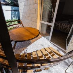 1-комнатные апартаменты студия № 10 с личной террасой !