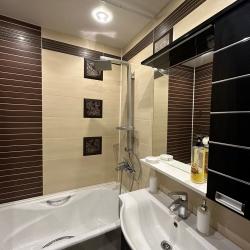 Фото Апартаменты на Крылова 36