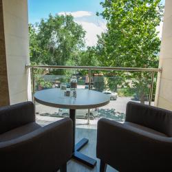 Фото B Hotel Bishkek (Би отель )