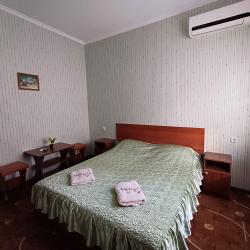 Фото Отель Надежда