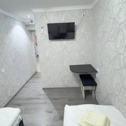 Фото Parvona Hostel (Парвона Хостел)