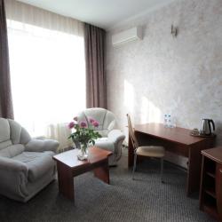 Номер студия с 1 двуспальной кроватью