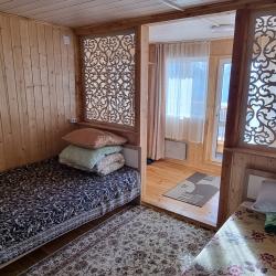 Номер комфорт с 1 односпальной и 1 двуспальной кроватью #22