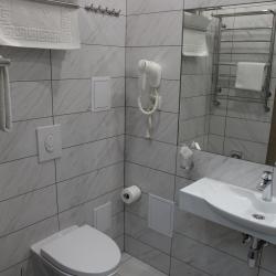 Номер стандарт с 1 двуспальной кроватью