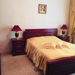 Номер люкс с 1 двуспальной кроватью