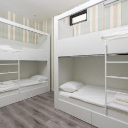 Кровать в 4-местном мужском общем номере (общие удобства)