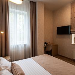 Номер стандарт комфорт с 1 двуспальной кроватью