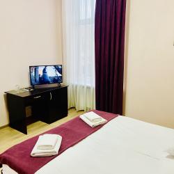 Номер стандарт с 1 двуспальной кроватью