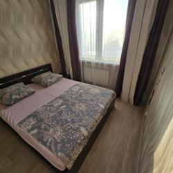 Фото Отель Трехкомнатная квартира в центре г.а