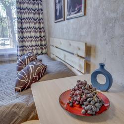 Фото Отель YourHouse (ЙоХаус) на улице Ташена Утепова