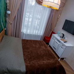 Номер стандарт с 1 двуспальной кроватью 