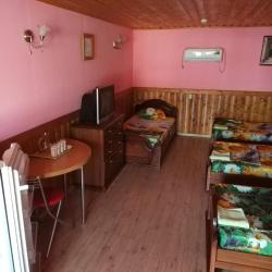 Номер эконом с 4 односпальными кроватями