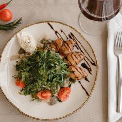 Виктория Плаза — a8749122a42559b4dd2efe34fd219d63