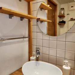 Фото Апартаменты на улице Моисеева 69