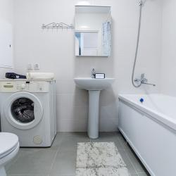 Фото Отель LetoApart (ЛетоАпарт) на улице Григорьева 12-51