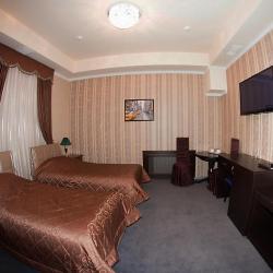 Плаза (Plaza) — a8a568e1f905d2384acb3c1c88e2862a