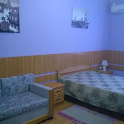 Номер стандарт с 1 двуспальной кроватью