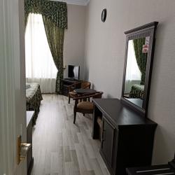 Номер стандарт с 1 двуспальной кроватью