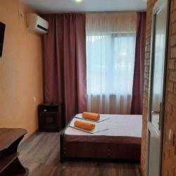 Номер стандарт с 1 двуспальной кроватью