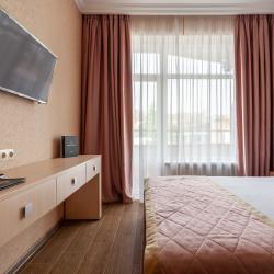 2-комнатный номер стандарт с 1 двуспальной кроватью
