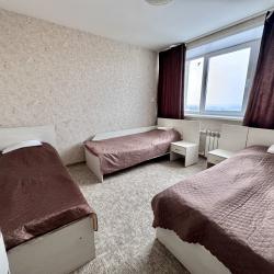 2-комнатный номер эконом с 5 односпальными кроватями