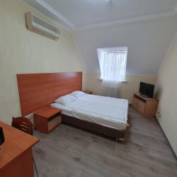 Номер стандарт с 1 двуспальной кроватью