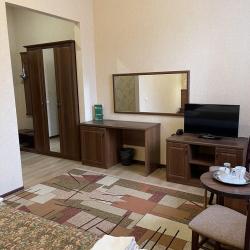 Номер комфорт с 1 двуспальной кроватью
