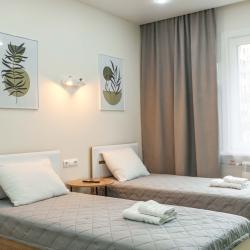 Фото Отель SweetHome (СвитХоум) на территории Гусарская