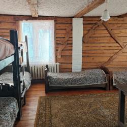 Кровать в 8-местном общем номере (спальный корпус А) (общие удобства)