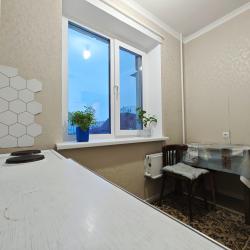 Фото Апартаменты в 9-м микрорайоне 20А
