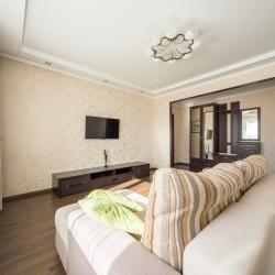 Фото Апартаменты на улице Молокова 17