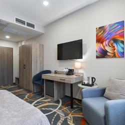 Номер стандарт с 1 двуспальной кроватью