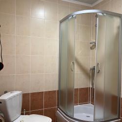 Номер полулюкс с 1 двуспальной кроватью