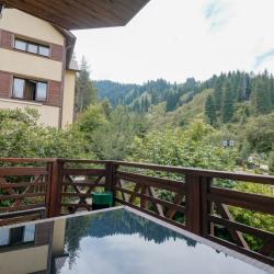 Номер стандарт (с балконом, 2 и 3 этаж) в гостинице 